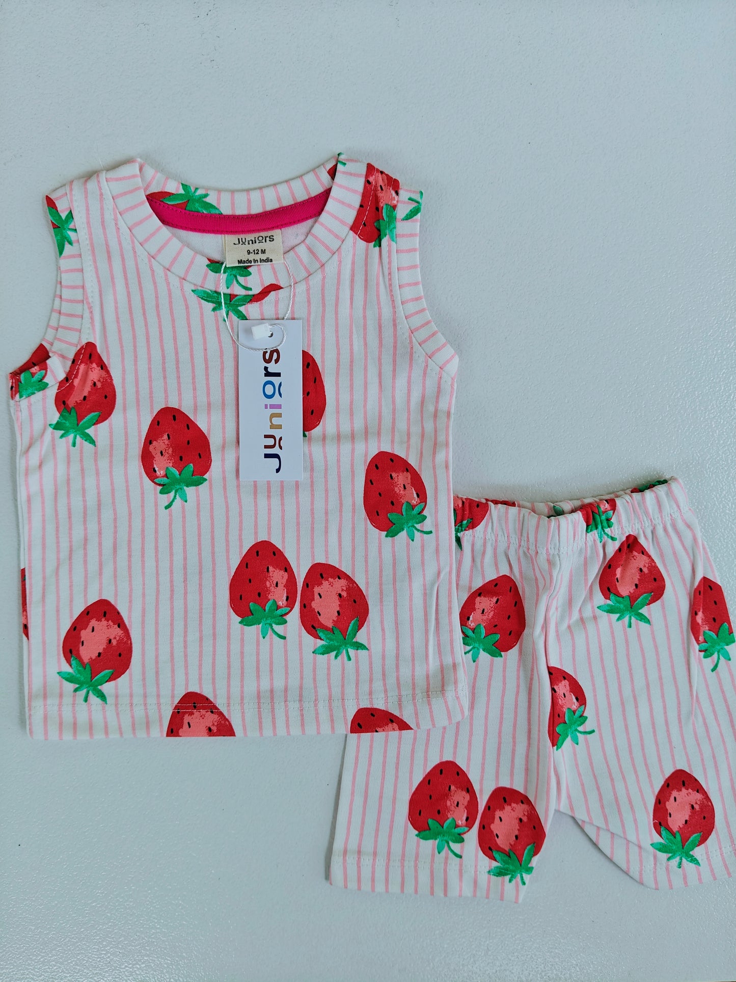 Premium Sleevelesss Tshirt with Shorts Sets (Strawberry) - sanright
