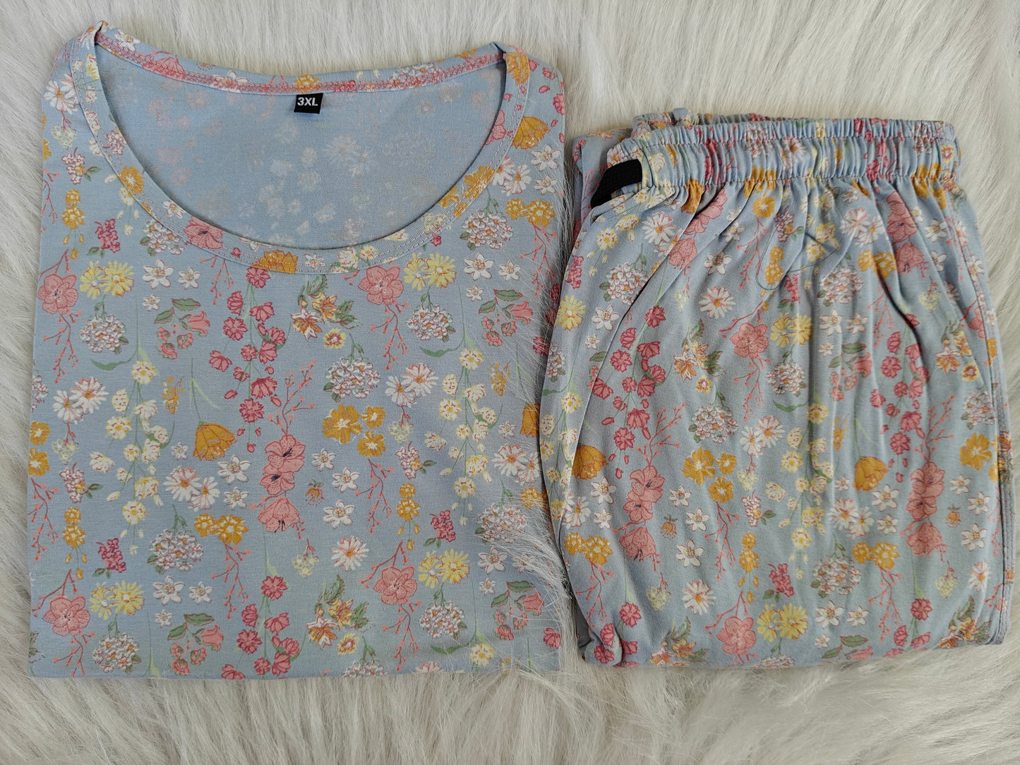 Women’s Co-Ords Loungewear Set (Multicolour Small Flower)