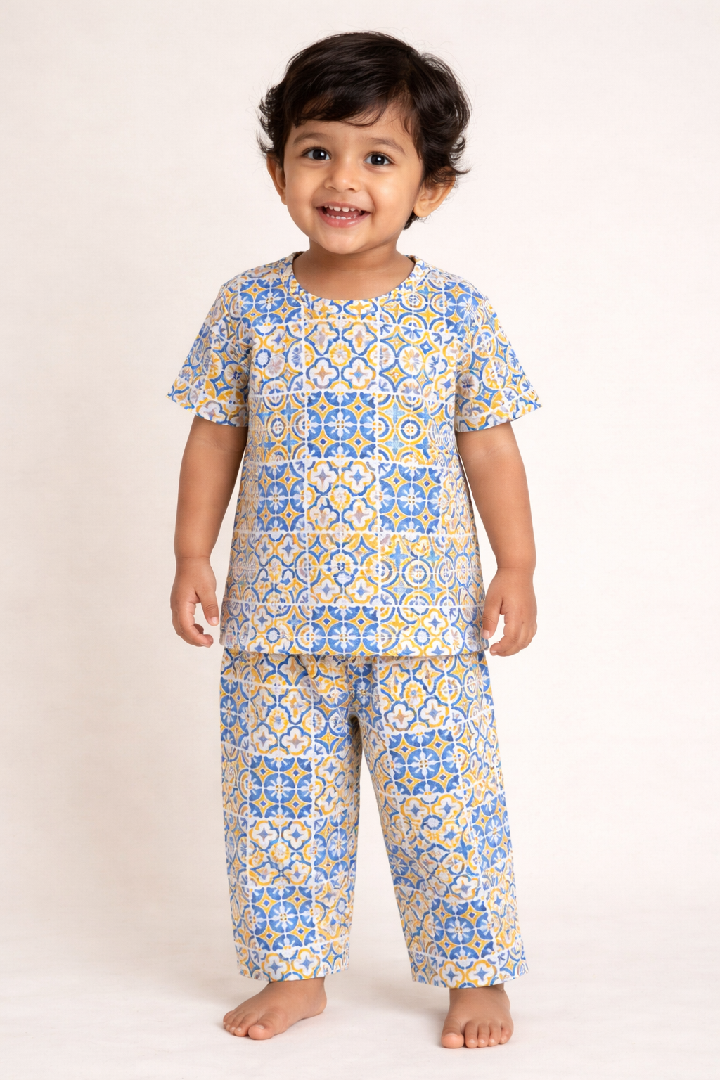 Half sleeves Tshirt with Pant (Florescent & Blue)