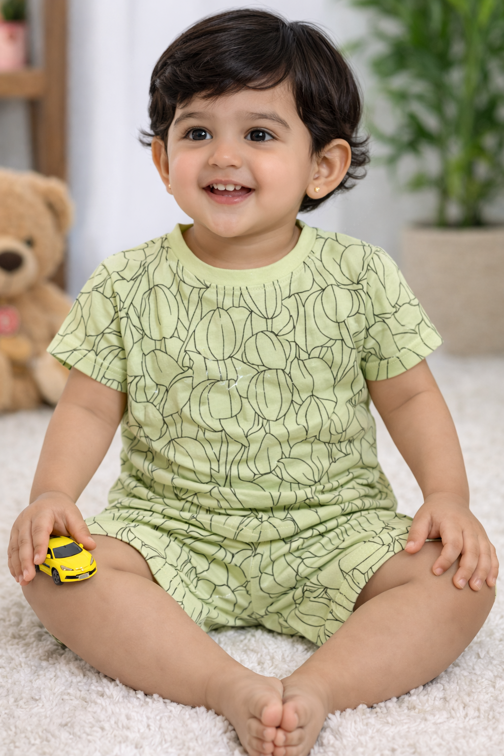 Cotton Shorts Sleeves Tshirt with Shorts Sets (Lime Yellow))