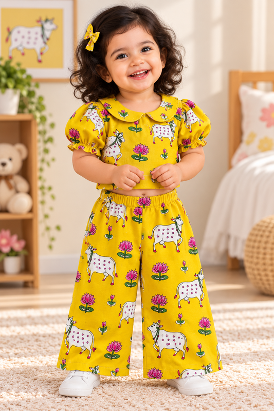 Girls Casual Cotton Printed Peter Pan Collar Co-ord Set (C053P)(Yellow Pichawai) (PRE- Booking)