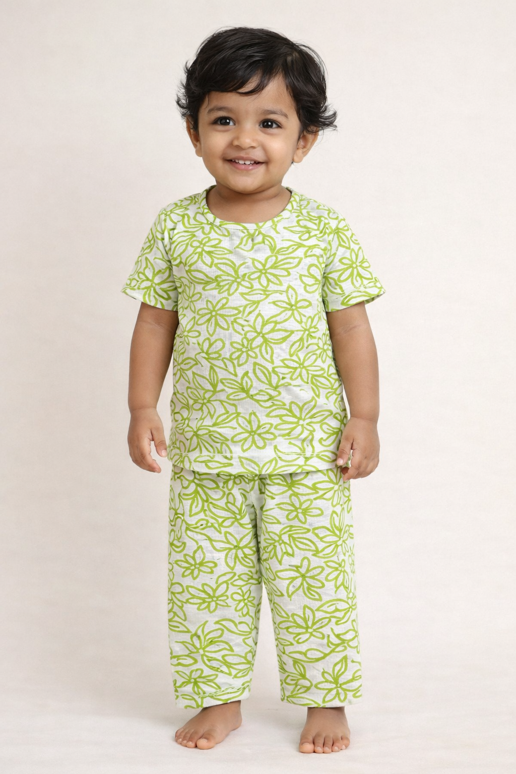 Half sleeves Tshirt with Pant (Green Florals)
