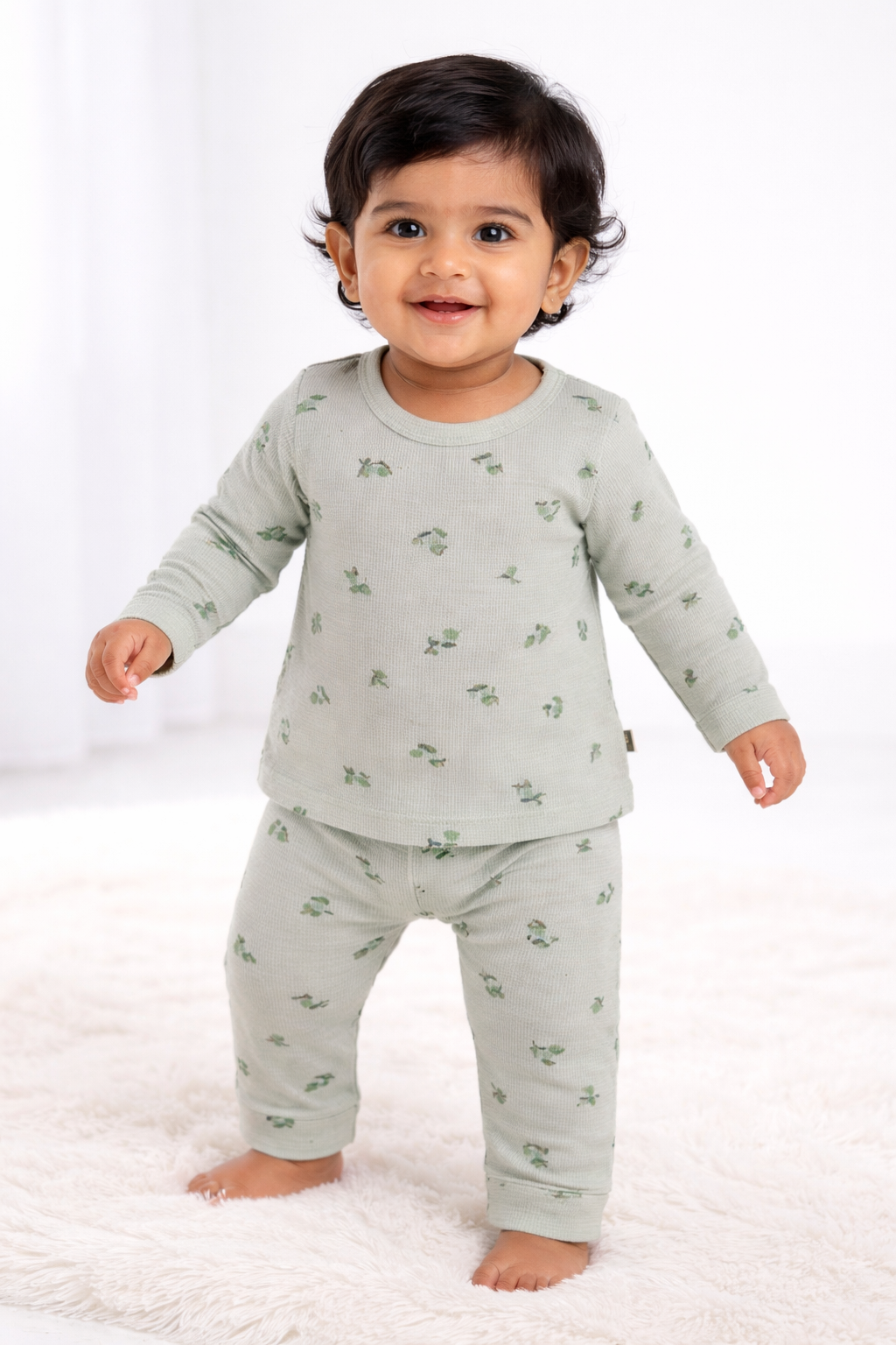 Premium Full sleeves Ribbed Tshirt with Pant (Green Apples)