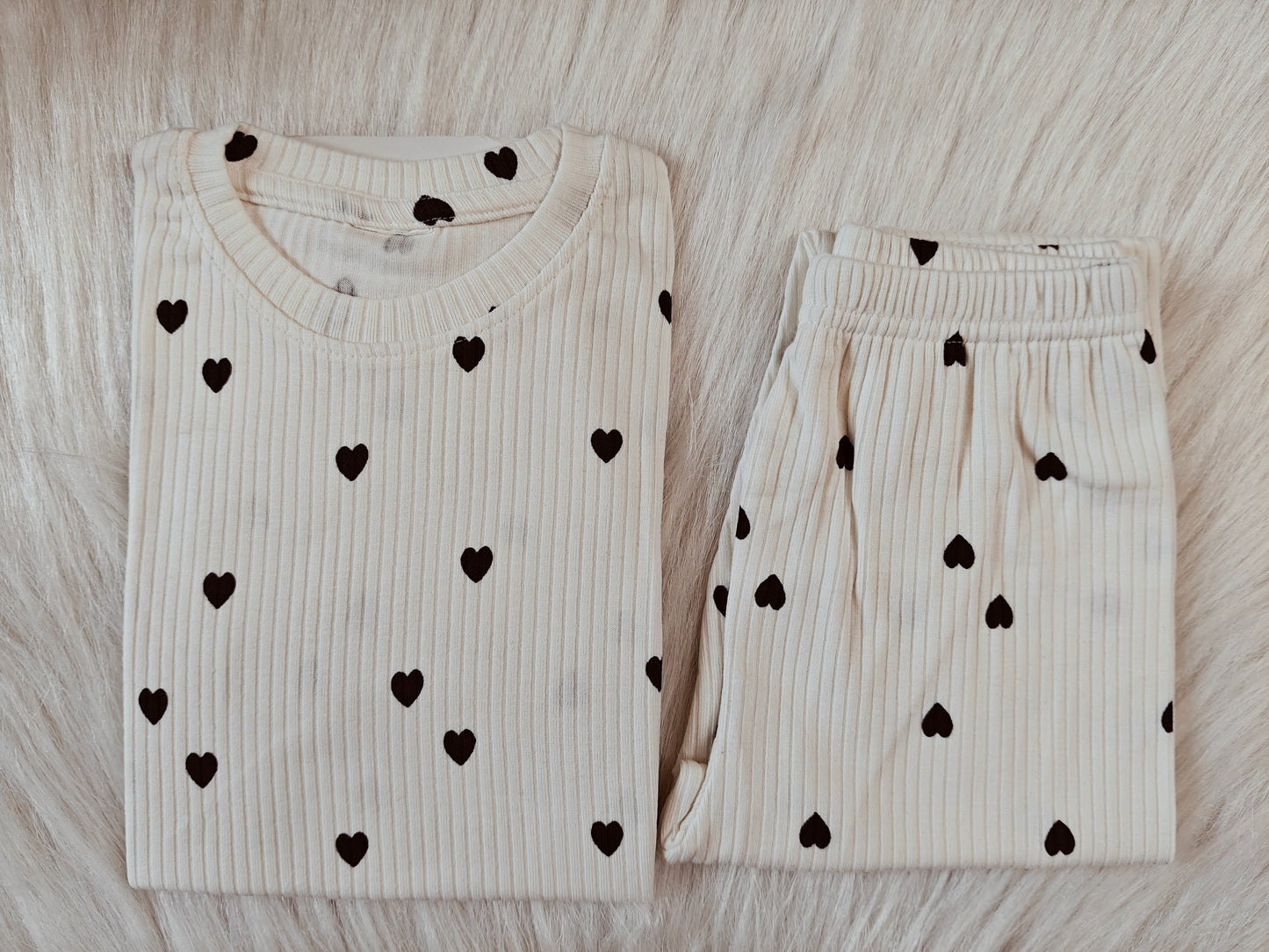 Premium RIBBED Shorts sleeves Tshirt with Pant (White and black Heartin)