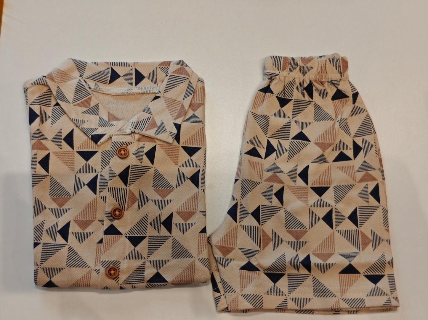 Shorts Sleeves Collared Tshirt with Shorts Sets (Multiple Triangles)