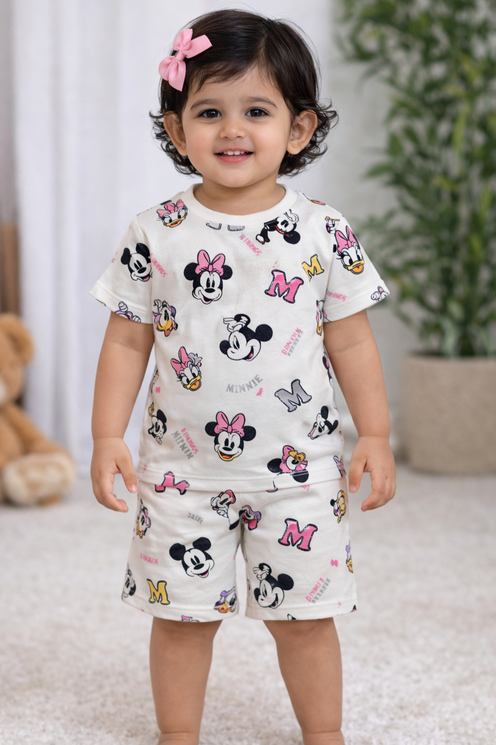 Cotton Shorts Sleeves Tshirt with Shorts Sets (Glittering Minnie)